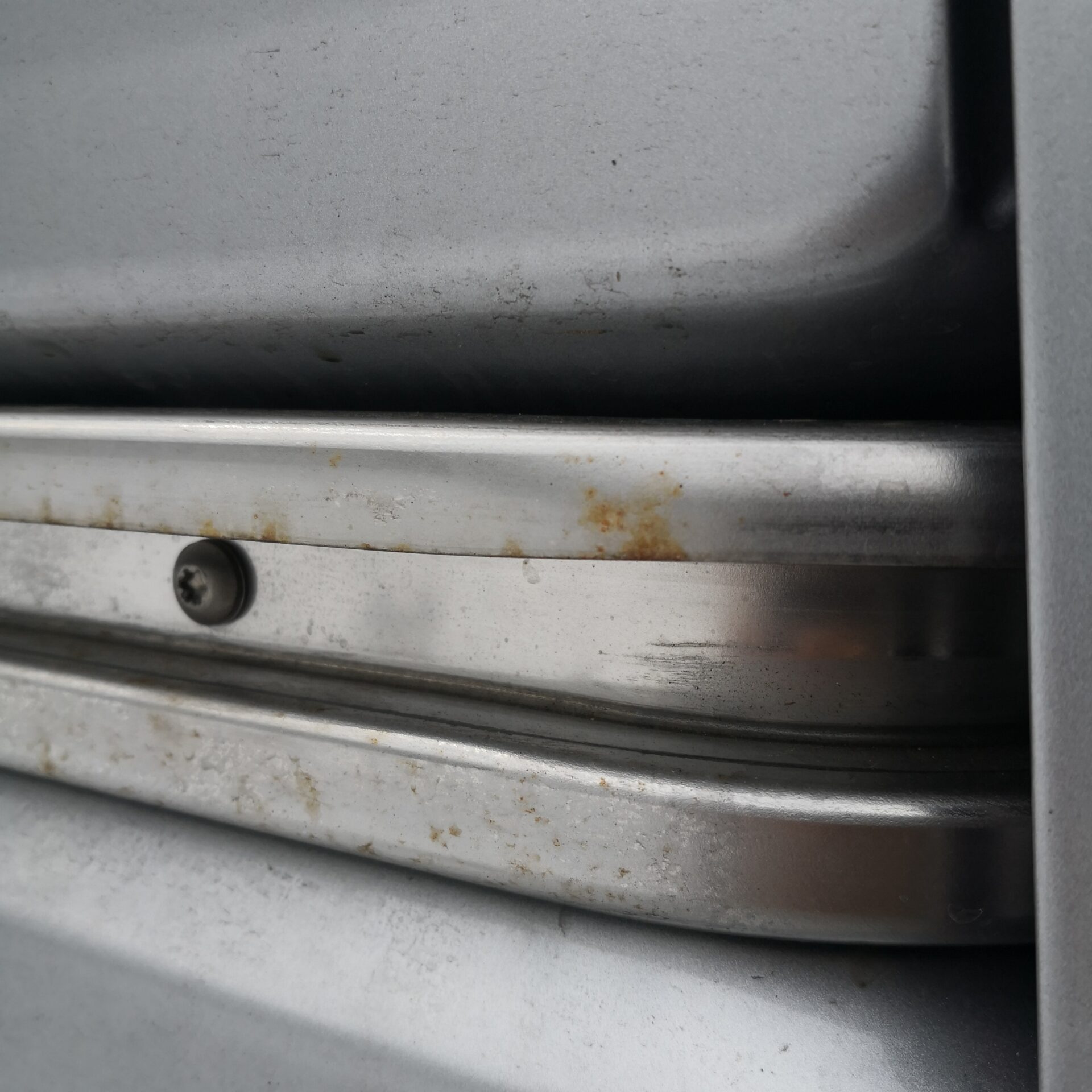 ホンダn Van納車から2ヶ月でスライドレールに錆が発生 ホンダの見解は Outdoor Info